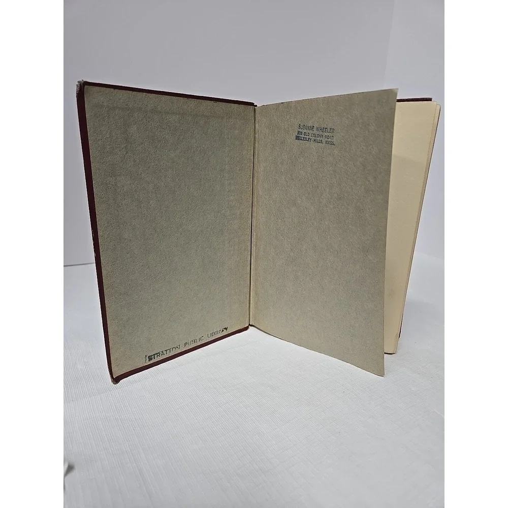 VTG WWII 1944 Cherry‎ Ames, Chief Nurse Hardcover by Helen Wells First Edition